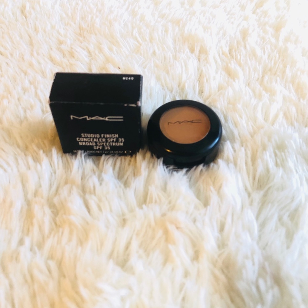 Mac studio fix concealer